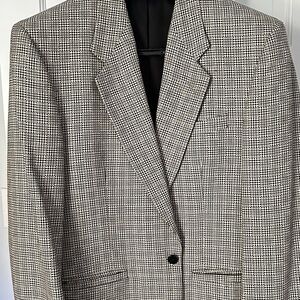 Black and White Sport Coat with Classic Check Pattern